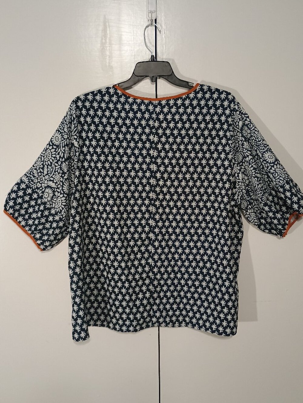 SHEIN Curve 4XL Navy White Print Blouse Orange Trim Short Sleeve Plus Size Boho - Picture 3 of 9